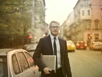 Free – Unlocking Six Figures: New Agent Starter Kit